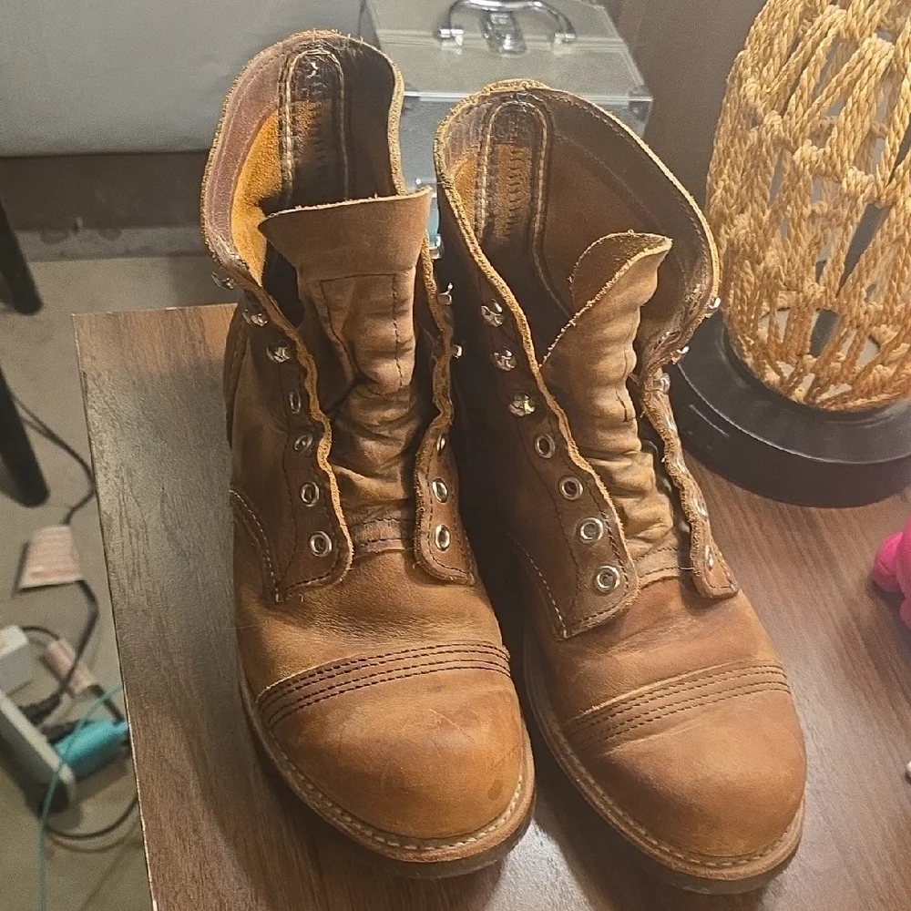 Men's Brown Leather Boots - Picture 1 of 7